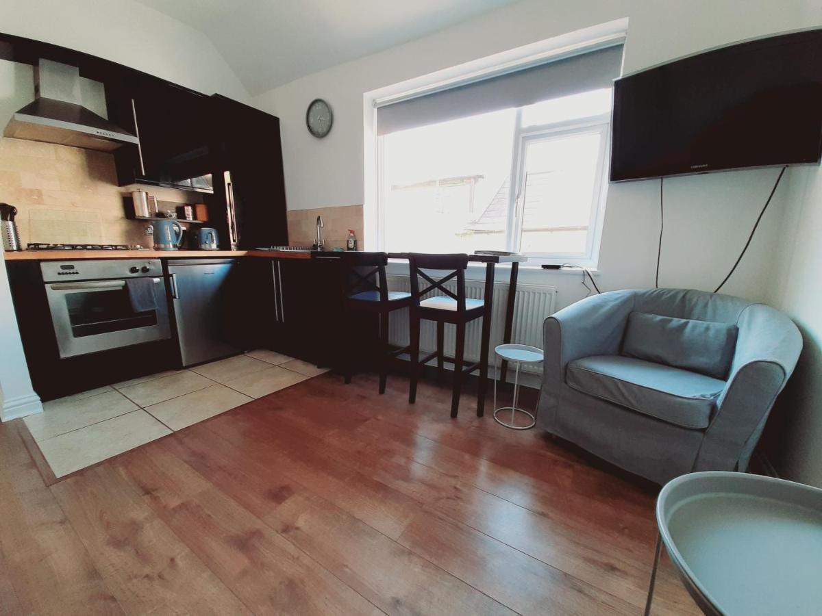 Cosy 1 Bedroom Apartment In The Heart Of Лландидно Екстер'єр фото